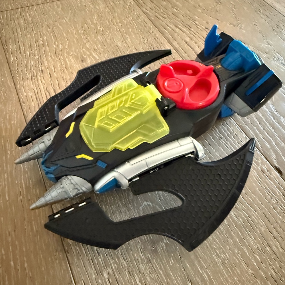 Fisher-Price Imaginext DC Super Friends Batwing Toy Batman Play